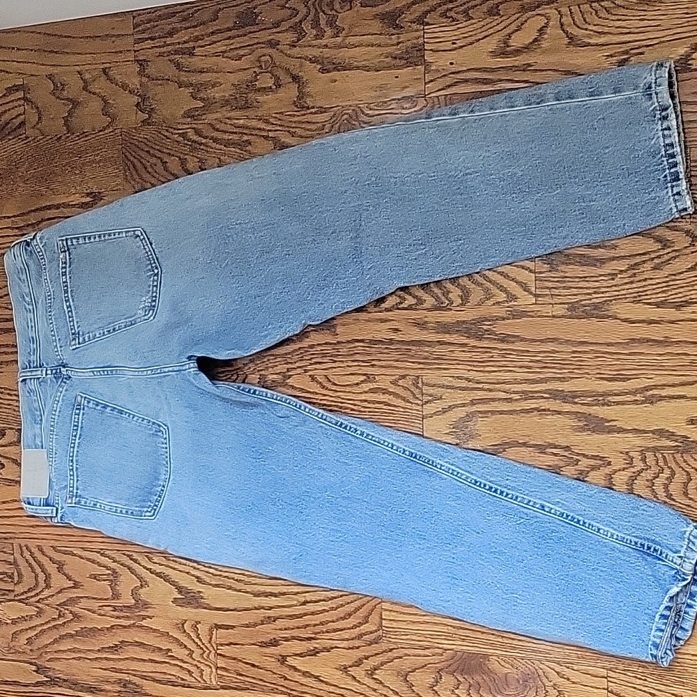 Everlane Women's Rigid Slouch Jean in Broken-In Blue, Size 26. Perfect Condition - Picture 6 of 6